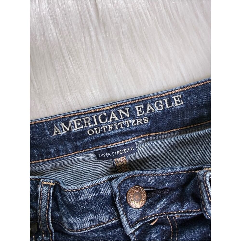 American Eagle Distressed Super Hi Rise Denim Shortie - Picture 3 of 6